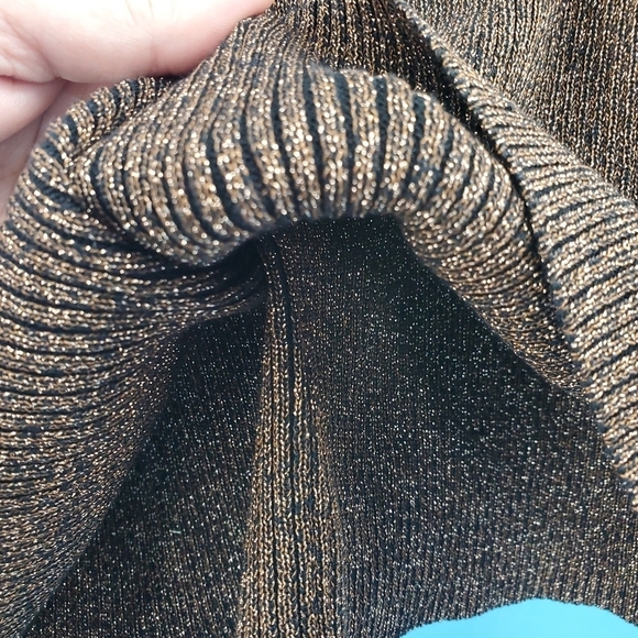 Chico's silk blend v-neck metallic sweater - Picture 11 of 14